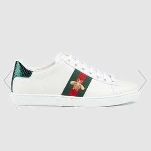 GUCCI WOMEN'S ACE SNEAKER WITH BEE